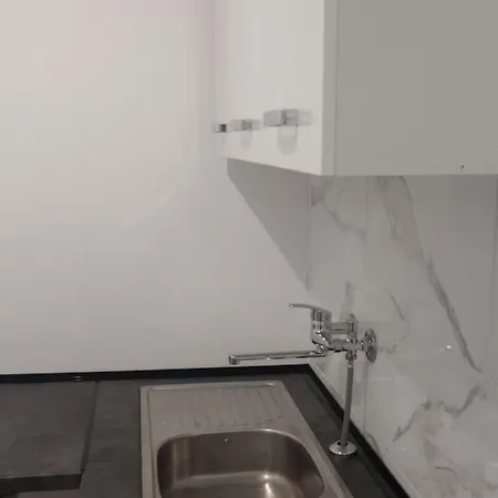 Self Check-in Marcelin Lotnisko Lawica Szpitale Uczelnie Lägenhet Poznań