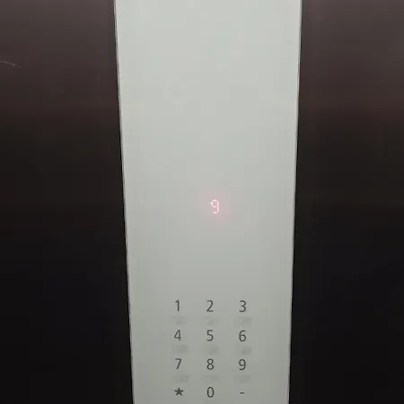 Lägenhet Self Check-in Marcelin Lotnisko Lawica Szpitale Uczelnie Poznań